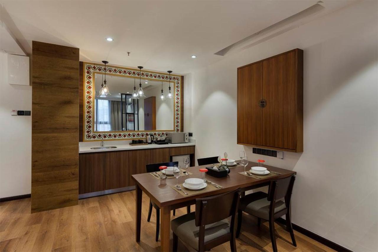 The Granite Luxury Hotel Penang Τζωρτζ Τάουν Εξωτερικό φωτογραφία