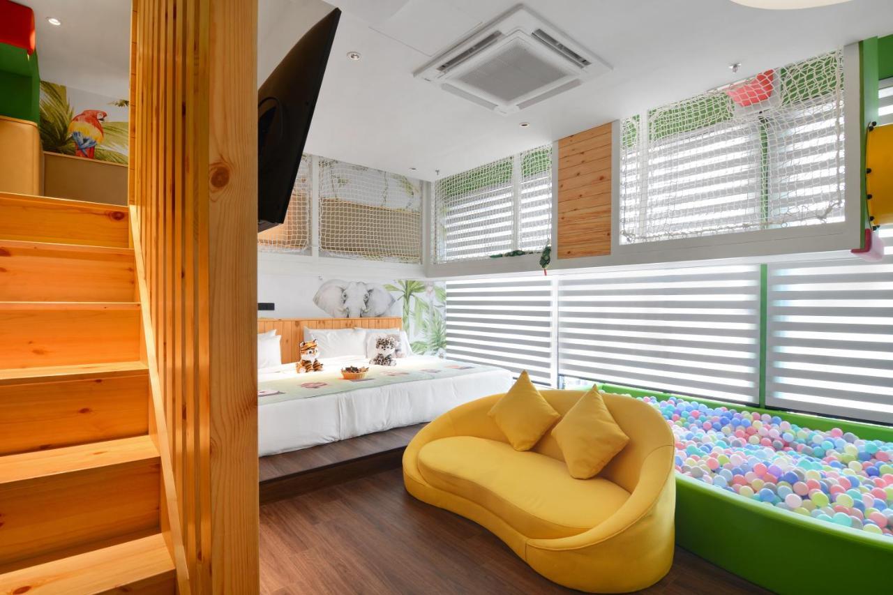 The Granite Luxury Hotel Penang Τζωρτζ Τάουν Εξωτερικό φωτογραφία